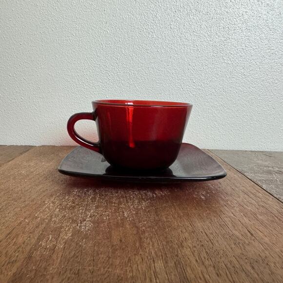 Vintage Ruby Red Coffee Mug Tea Cup with Square Saucer‎ Place - Picture 1 of 8